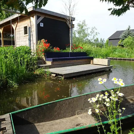 Bed & Breakfast De Kopstoof 4*